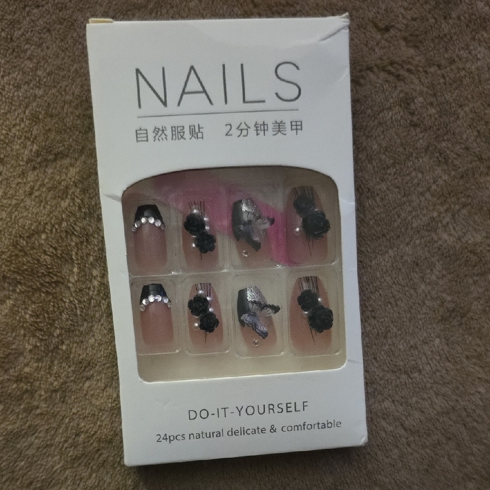 🔥5 For $40 NWT Press On Nail Set